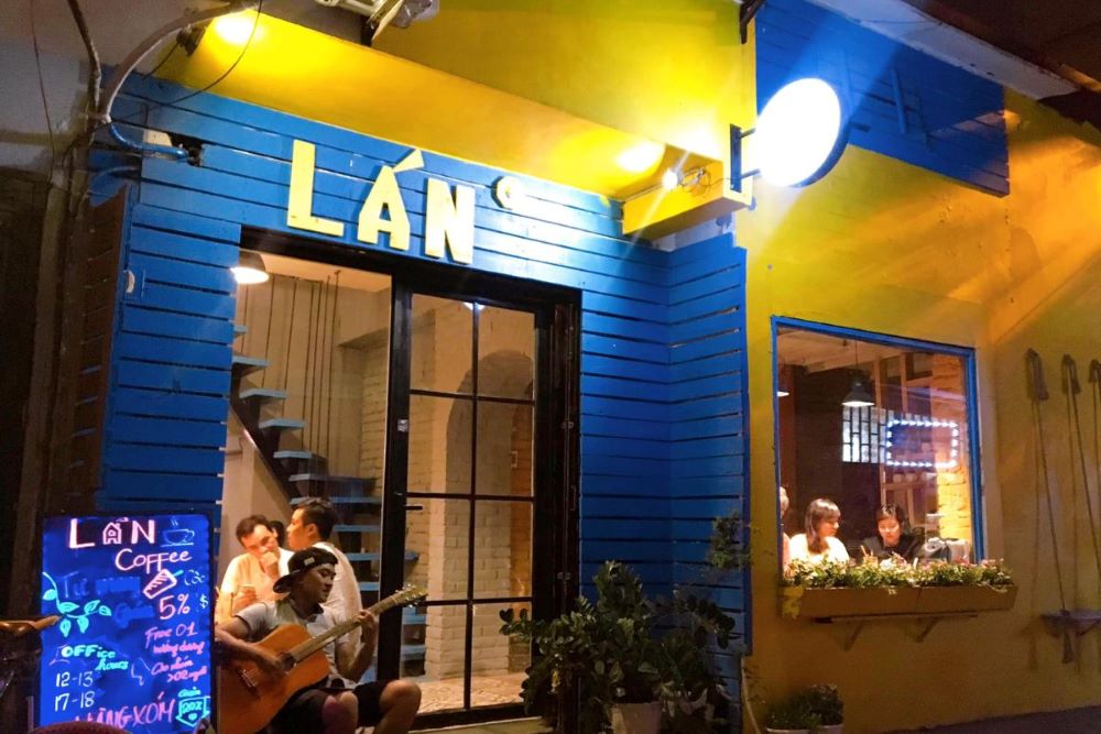 Quán Lán Cafe