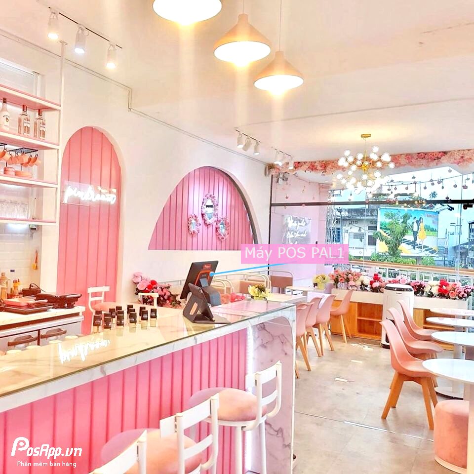 pinkroom cafe