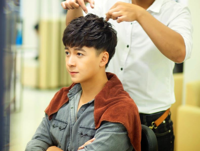 Top 12+ tiệm cắt tóc nam Hà Nội nhiều người chọn nhất | HaNoitoplist.com