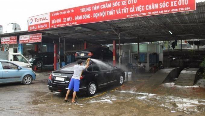Cửa hàng rửa xe ô tô