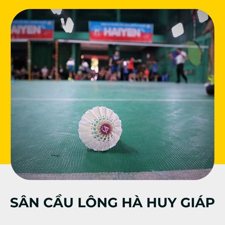 Sân cầu lông Hà Huy Giáp